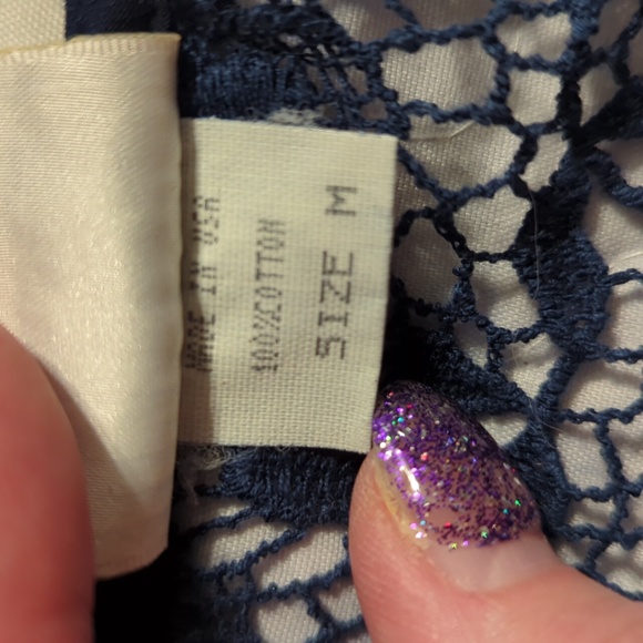 Carol Le Valley crocheted vest - Picture 5 of 6